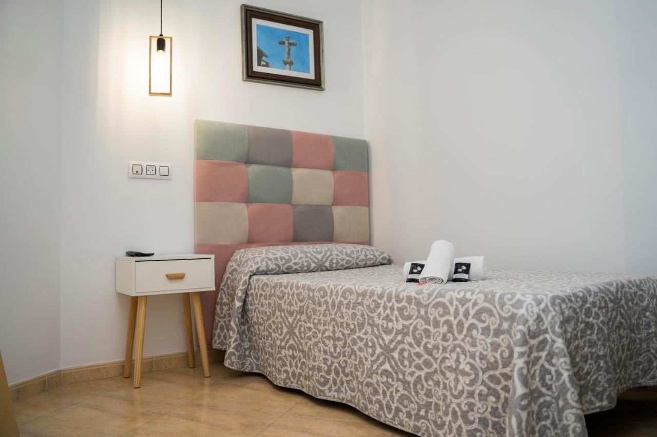 Hostal Goyesco Plaza Plasencia Exterior foto